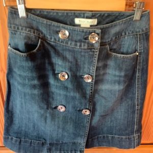 Darling denim skirt